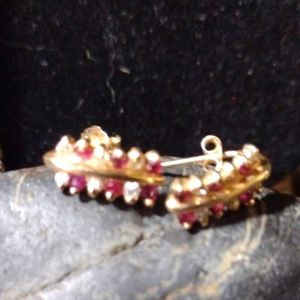 Vintage classic 14k yellow gold diamond ruby earrings